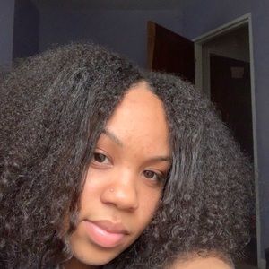 Meet your Posher, Paris